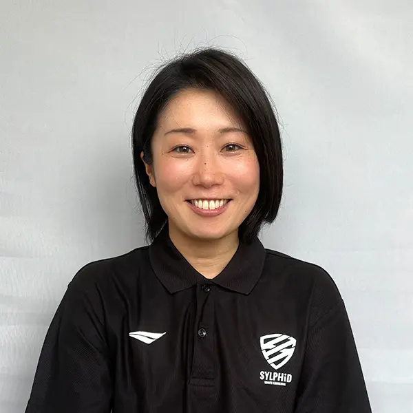 コーチ 桑原 由恵